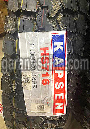 Kapsen HS716 (привод-карьер) 11.00 R20 152/149K 18PR - Фото протектора с этикеткой детально